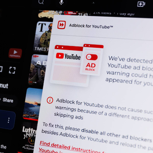 Adblock warning from Adblock for YouTube Chrome browser extension on desktop 