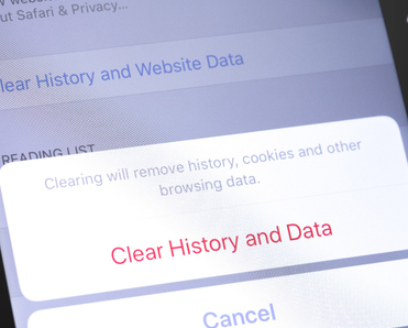clear history and data prompt on cell phone