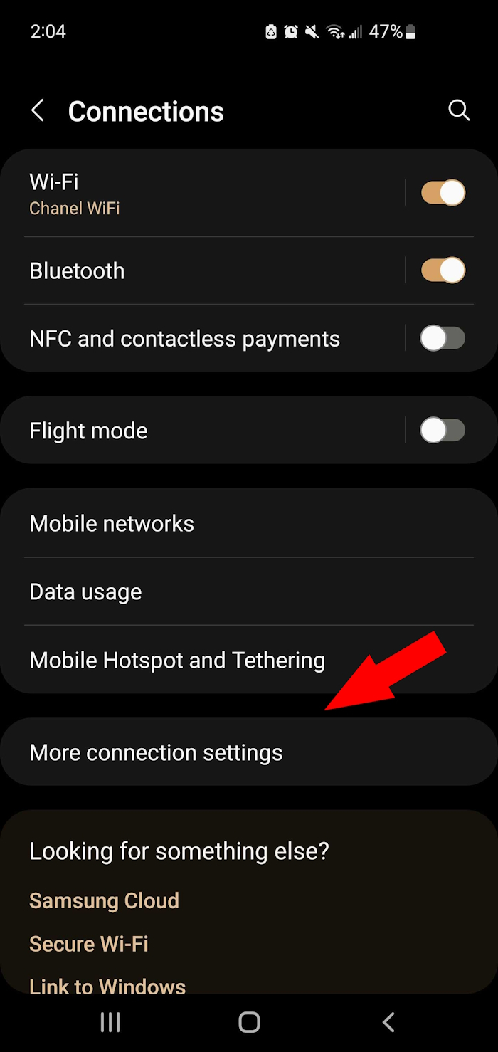 Android connection settings with the option to see more options highlighted
