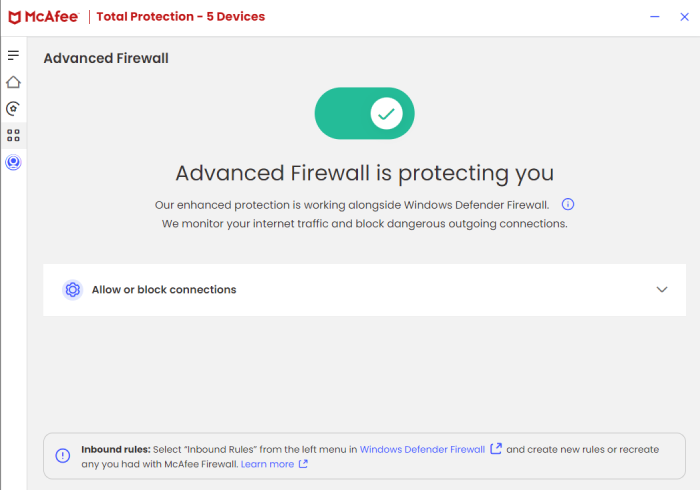 McAfee antivirus open on Advanced Firewall tab. 