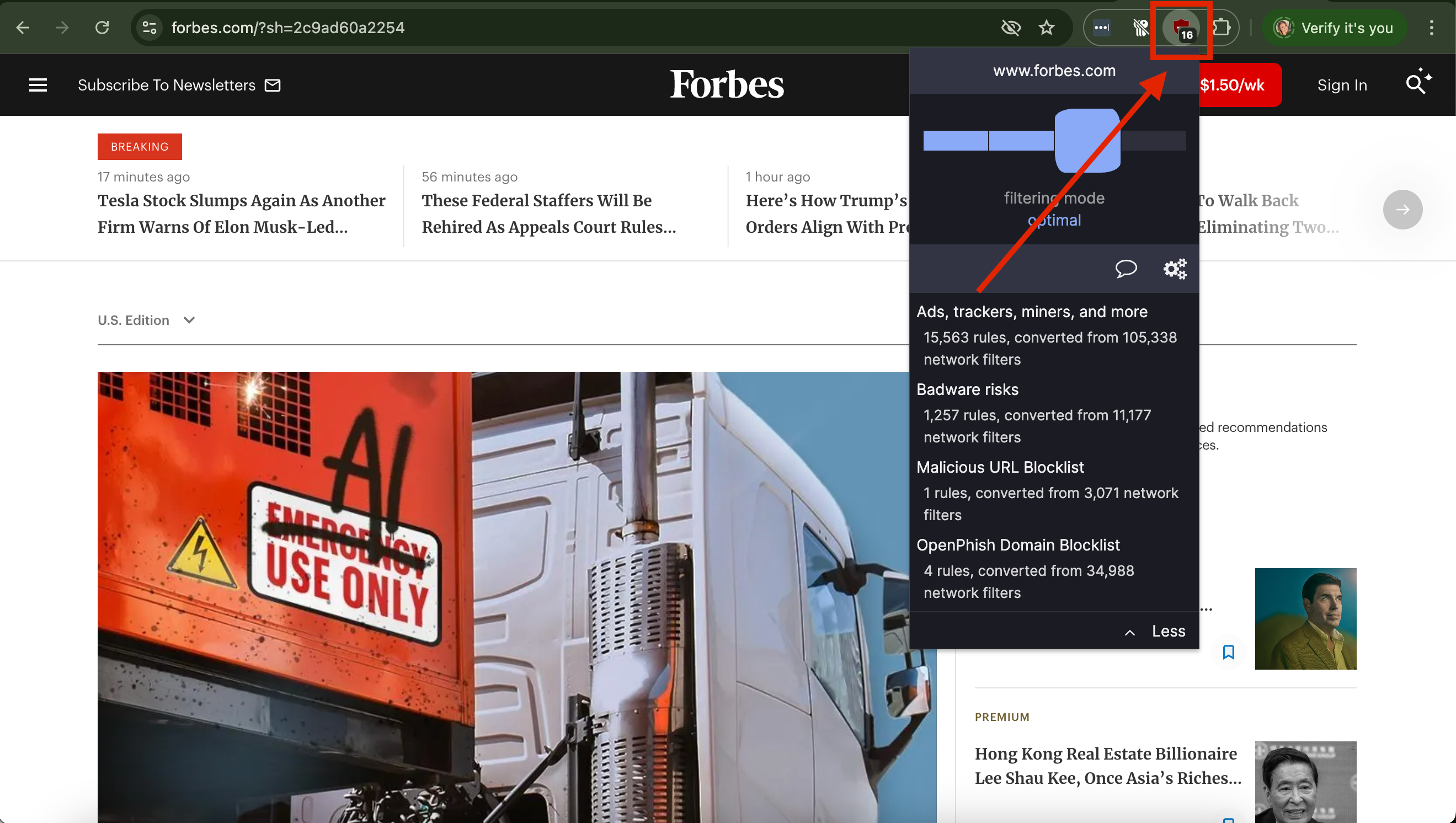 An arrow pointing to uBlock Origin Lite small ad block counter