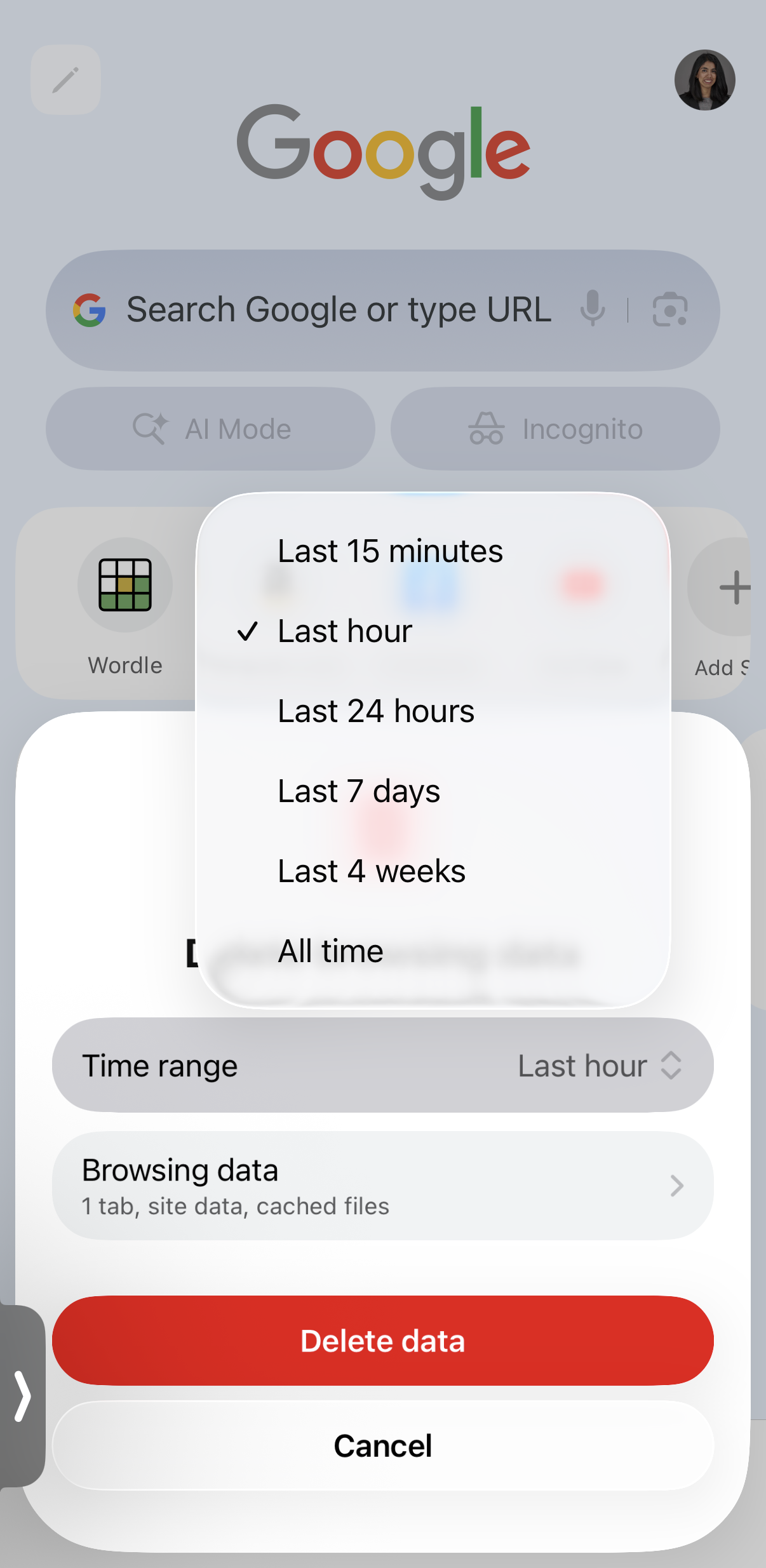 Google Chrome for iPhone delete browsing data window with time range options showing